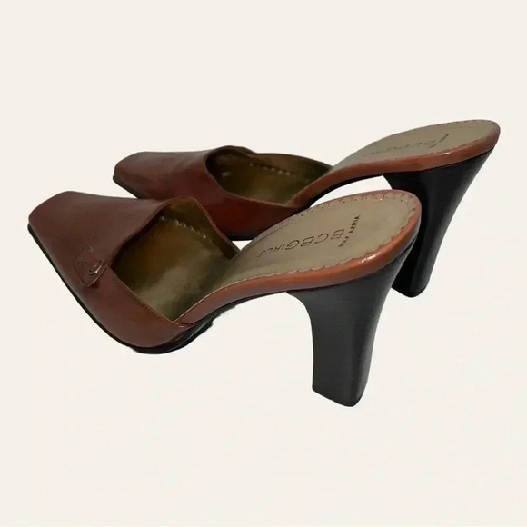 Women’s BCBGIRLS MAXAZRIA SQUARE TWO HEELS BLOCK HEEL COGNAC IN COLOR‎ SIZE 7B - Picture 5 of 15